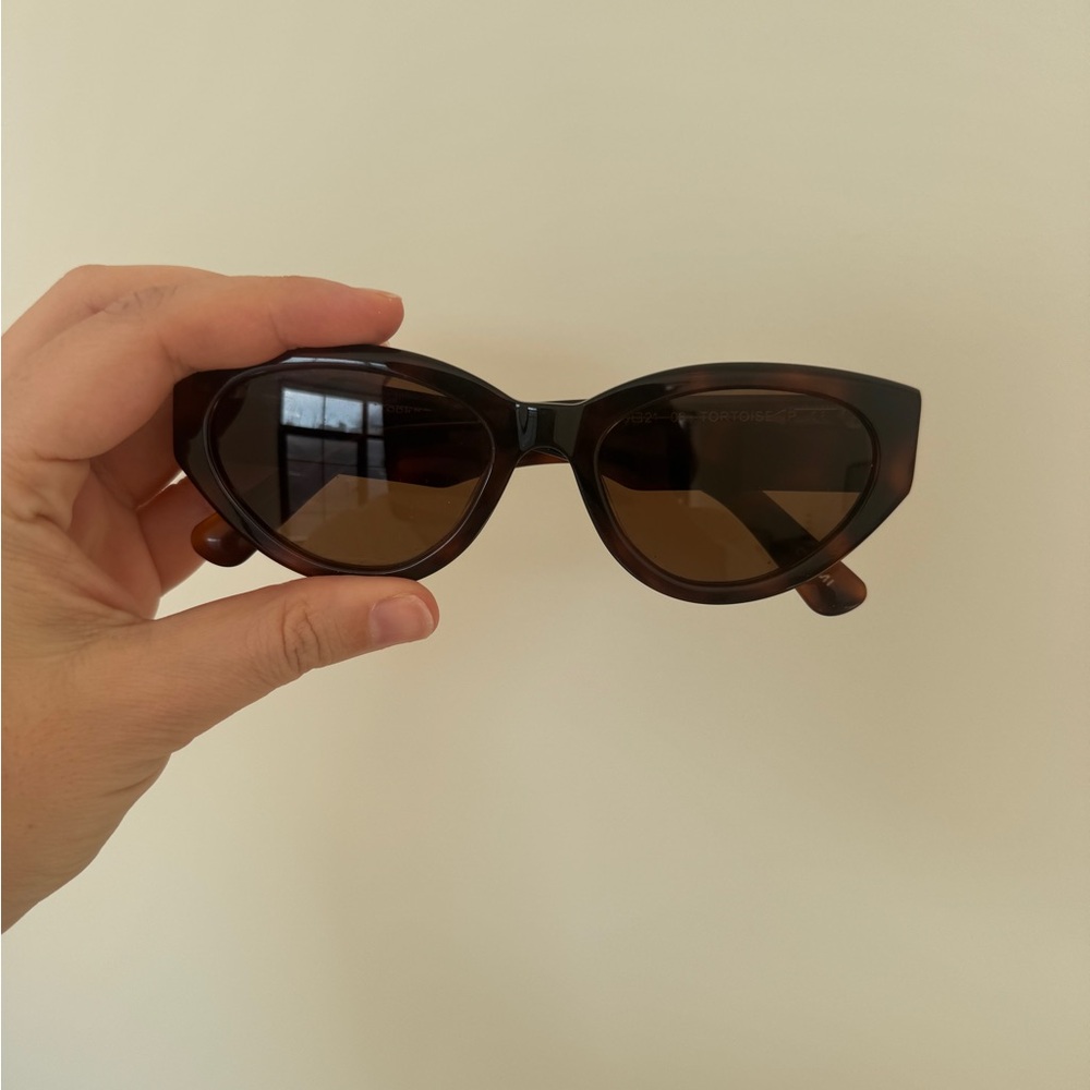 CHIMI Tortoiseshell Cat Eye Sunglasses